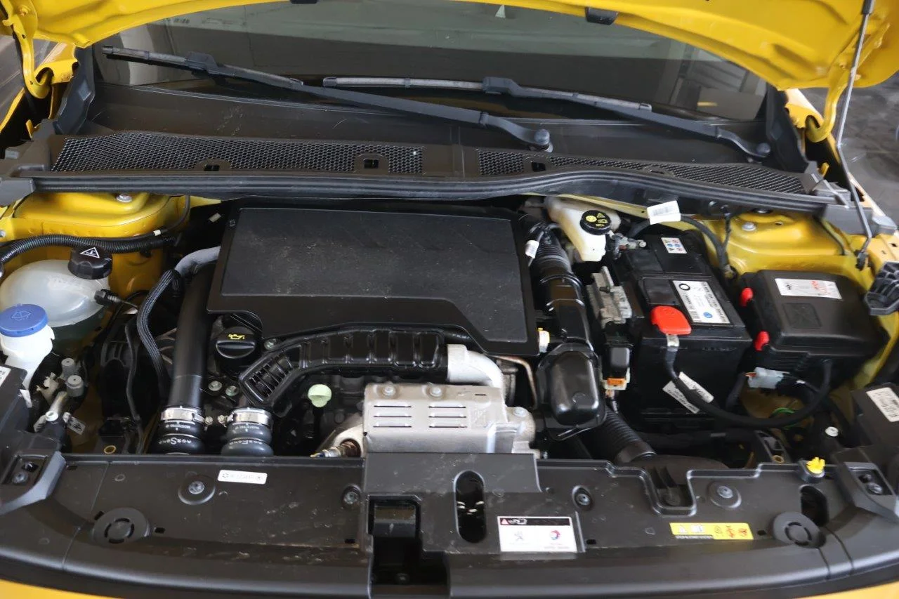 Peugeot 208 - View model 20
