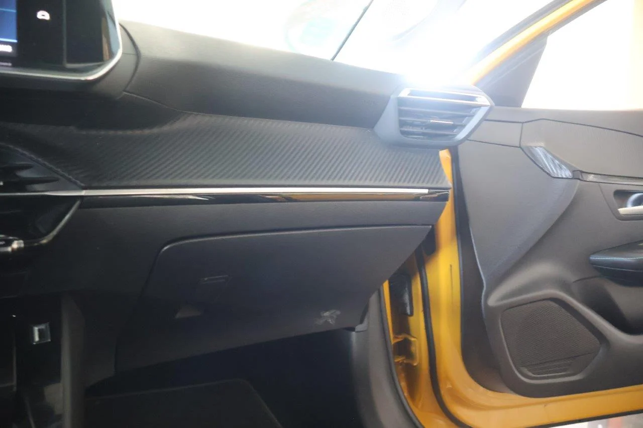 Peugeot 208 - View model 31