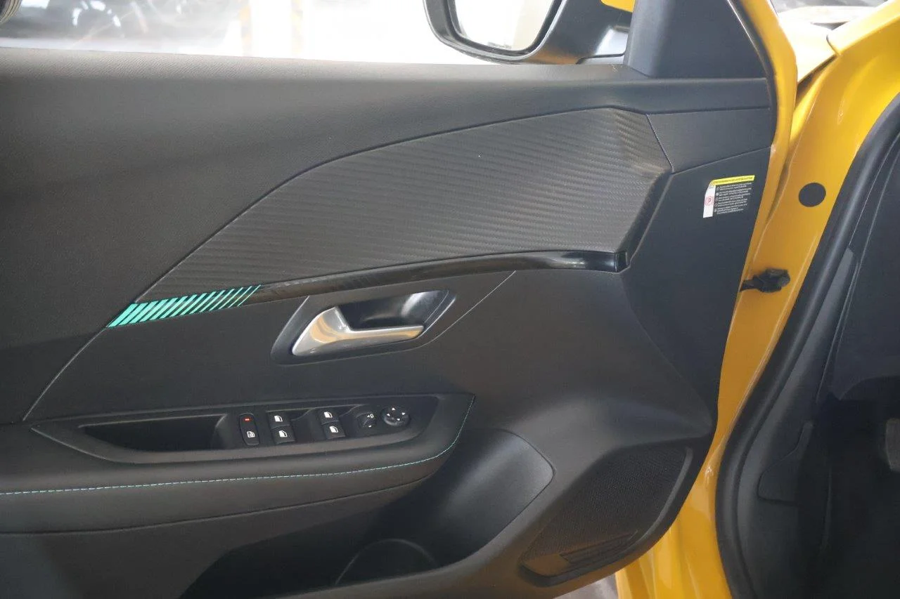 Peugeot 208 - View model 34