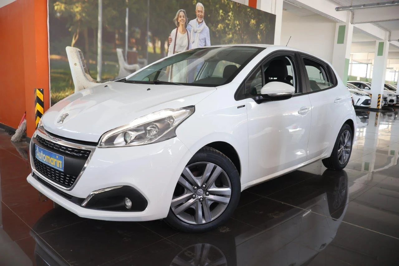 View 1 - Peugeot 208 - 2018