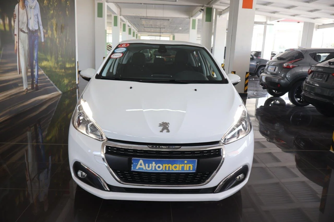 View 3 - Peugeot 208 - 2018