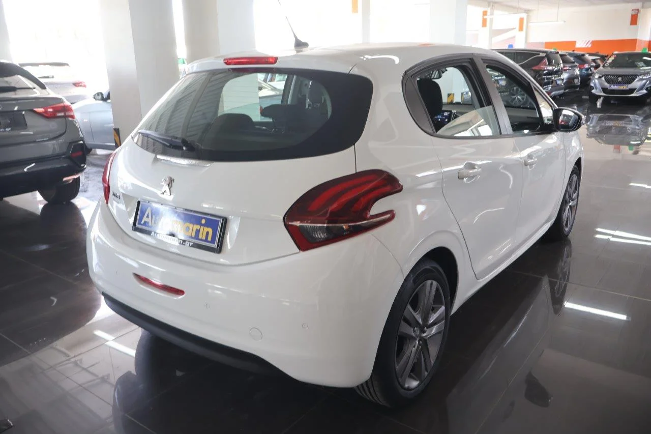 View 5 - Peugeot 208 - 2018