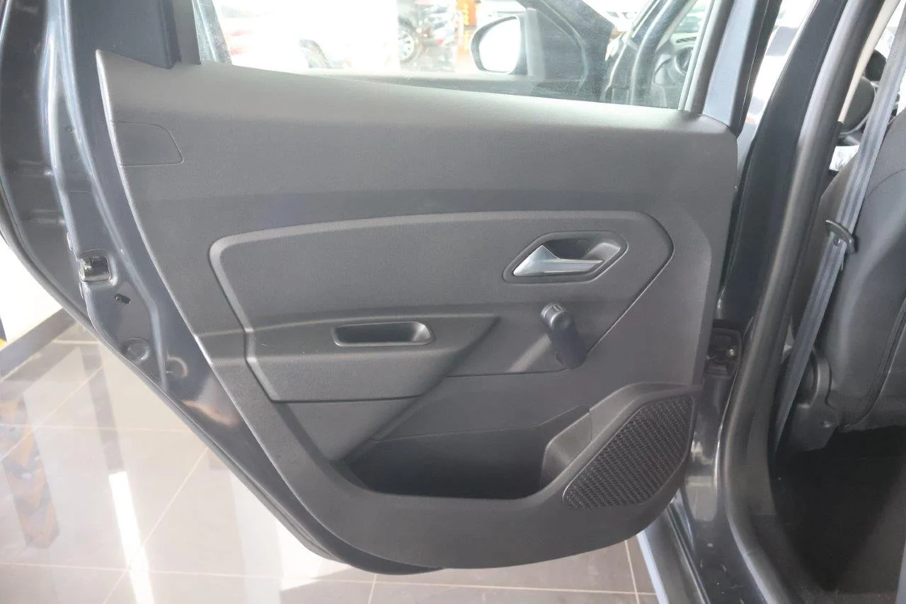 Dacia Duster - View model 34
