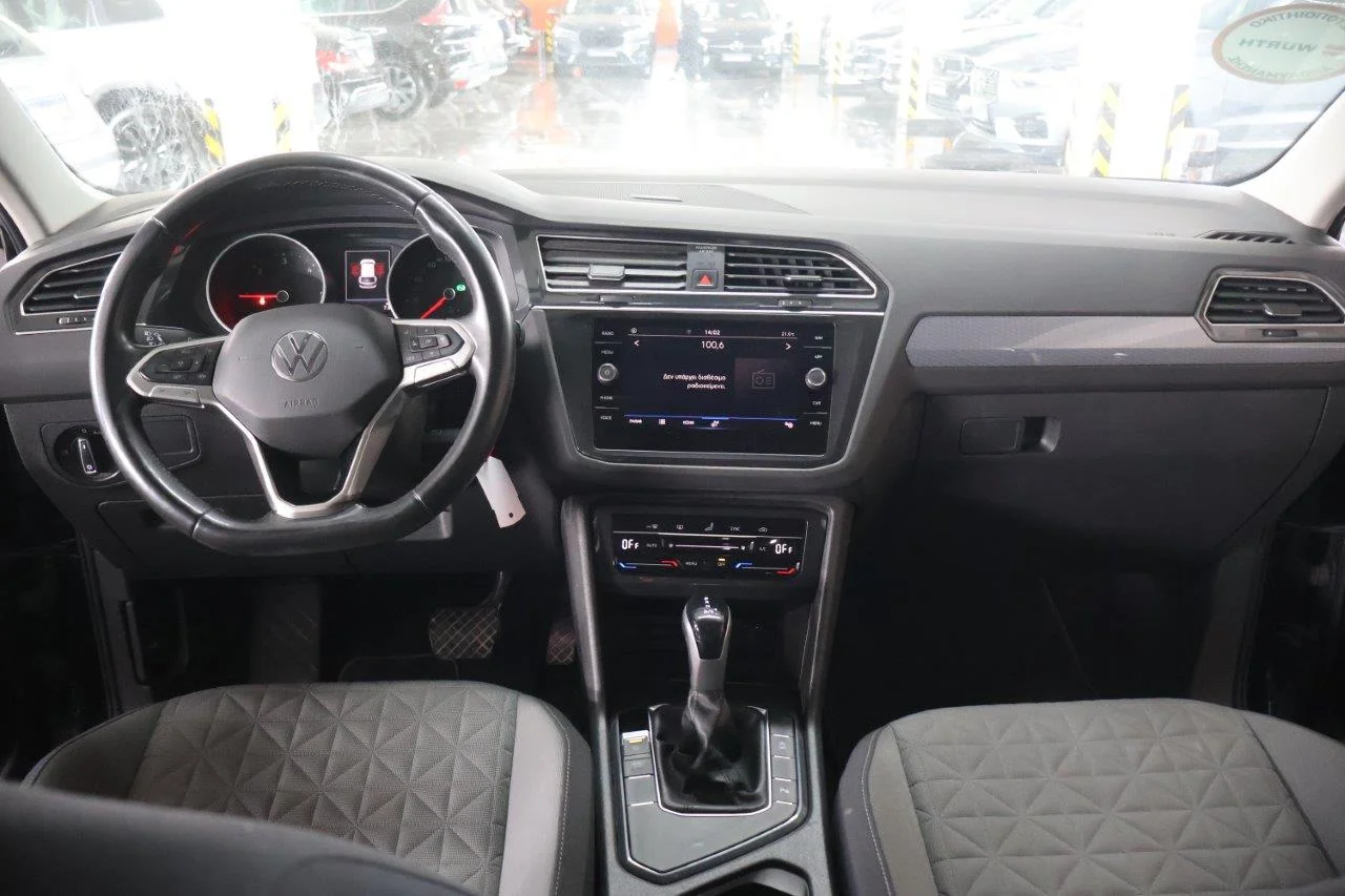 Volkswagen Tiguan - View model 21
