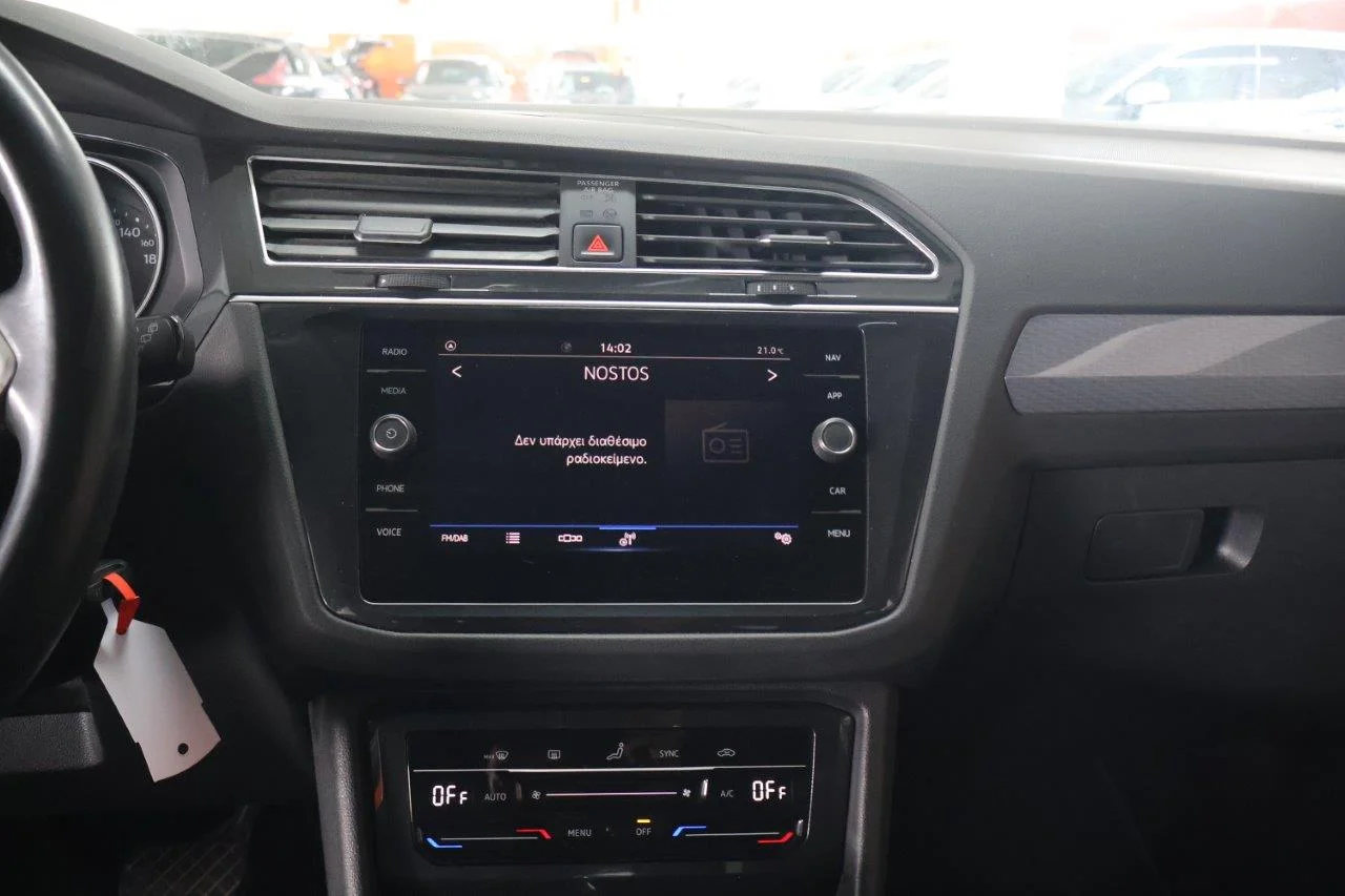 Volkswagen Tiguan - View model 28
