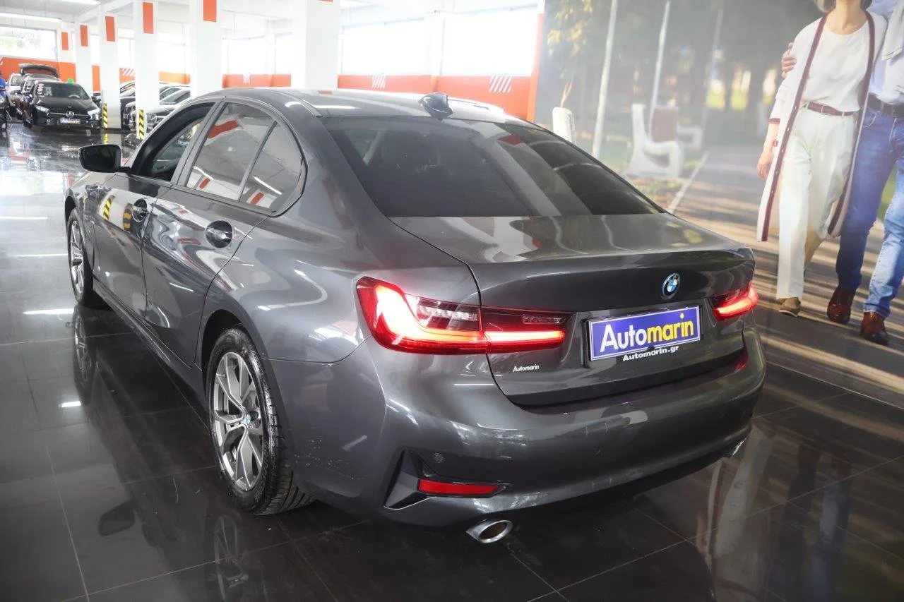 Bmw 330 - View model 6