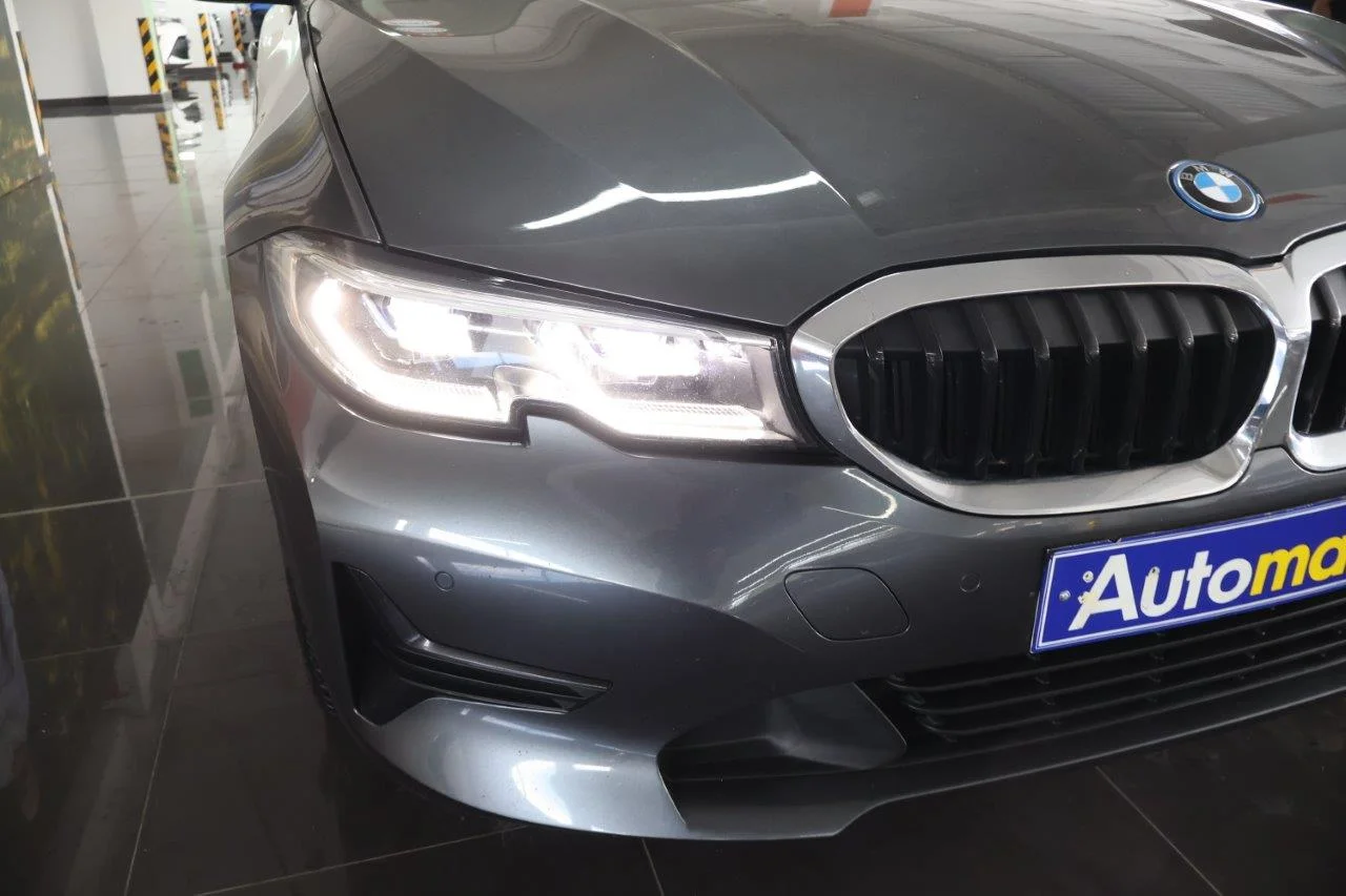 Bmw 330 - View model 19