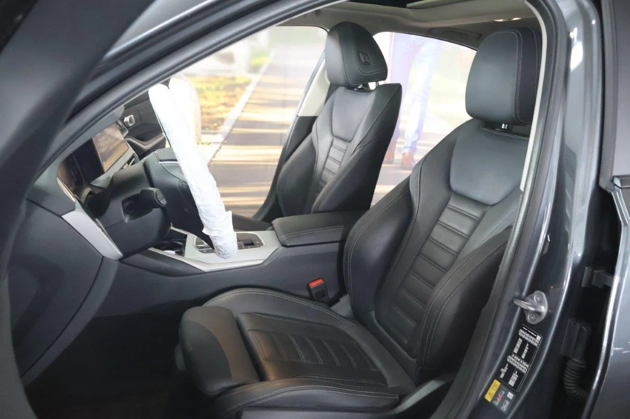 Bmw 330 - View model 24