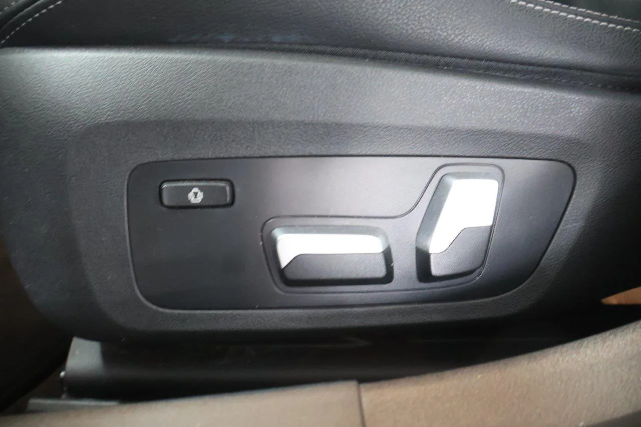 Bmw 330 - View model 37