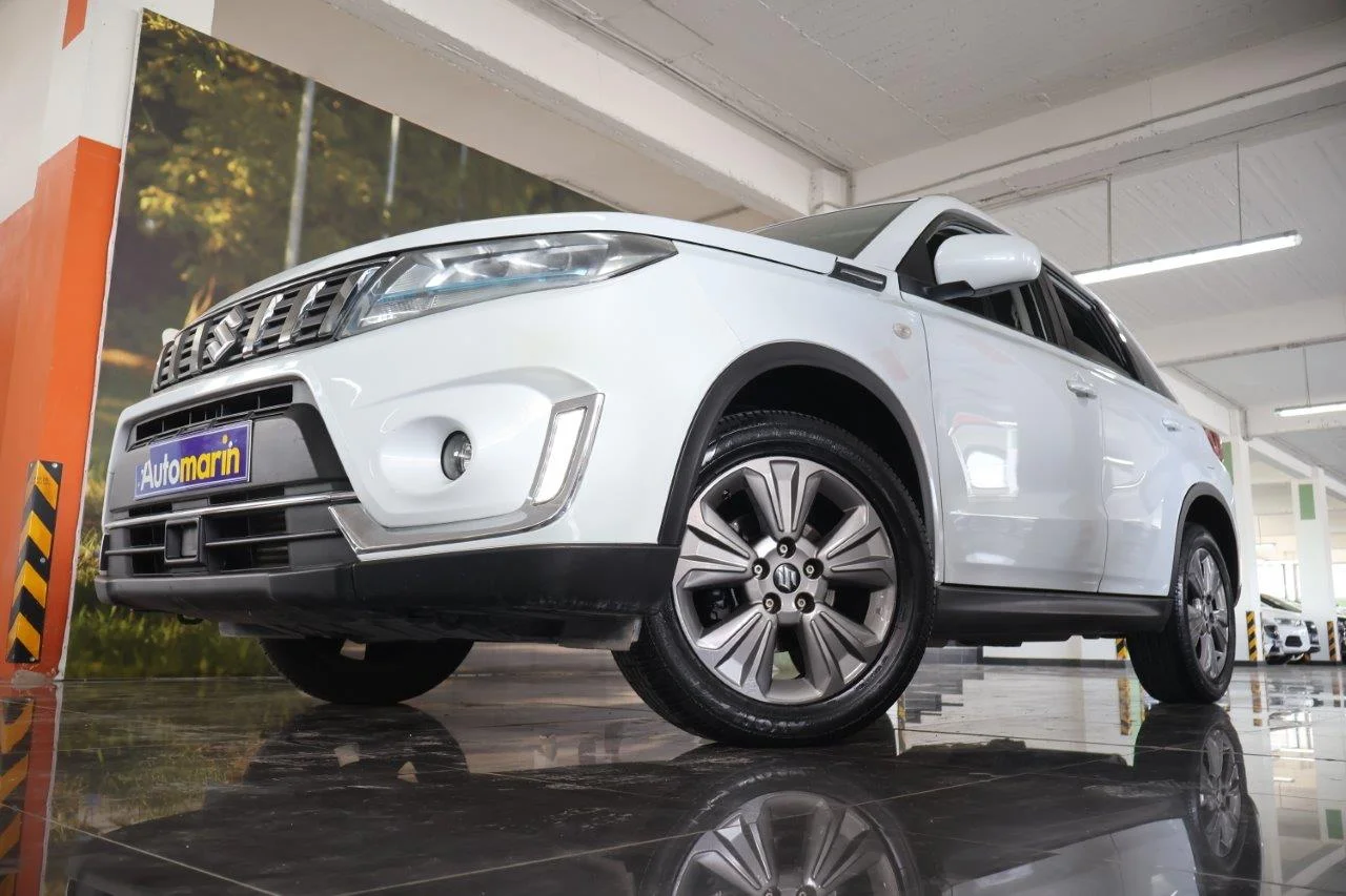 View 2 - Suzuki Vitara - 2021