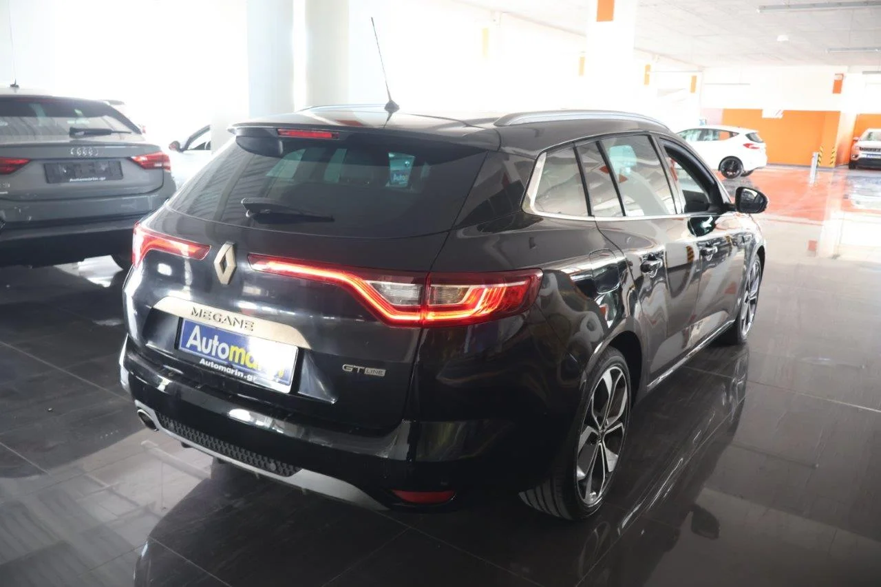 View 5 - Renault Megane - 2017