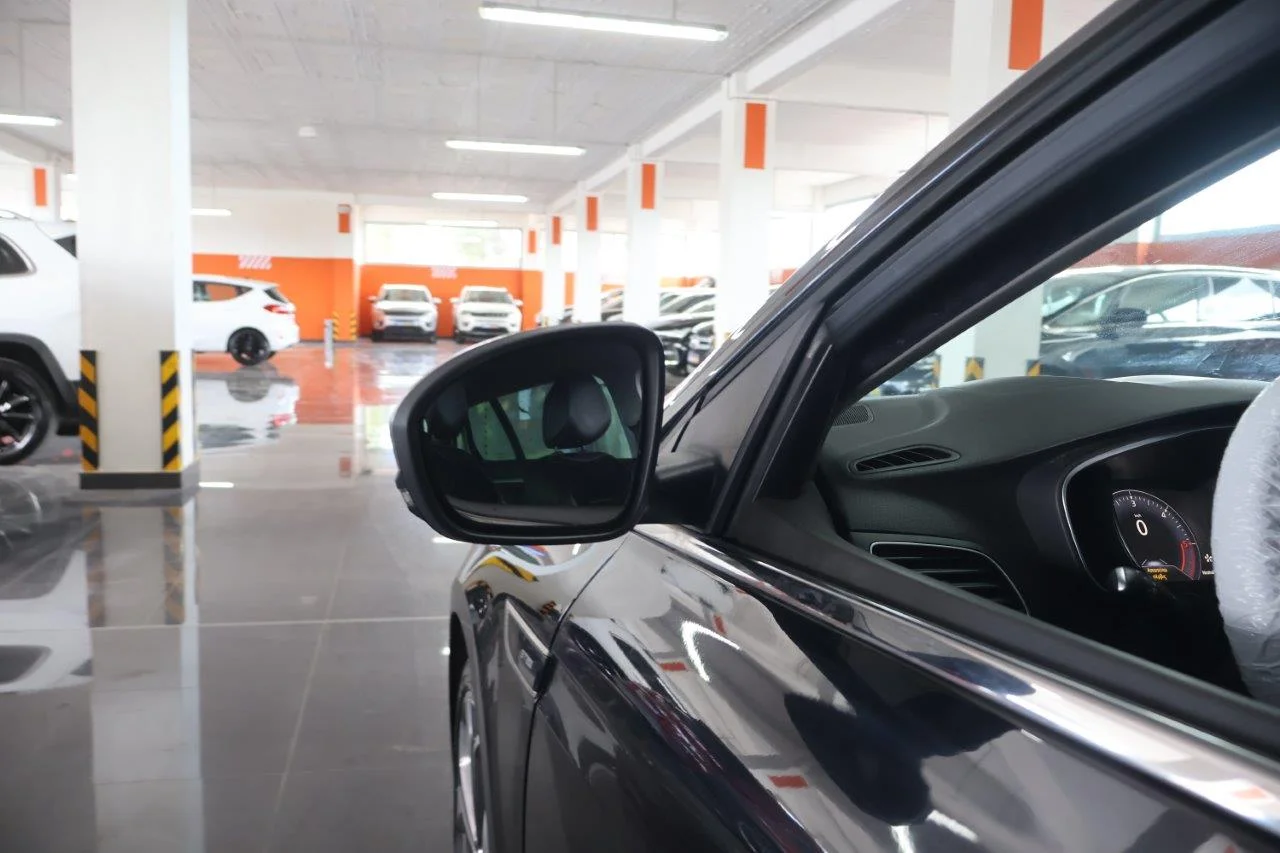 Renault Megane - View model 15