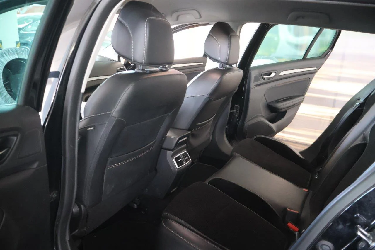 Renault Megane - View model 24