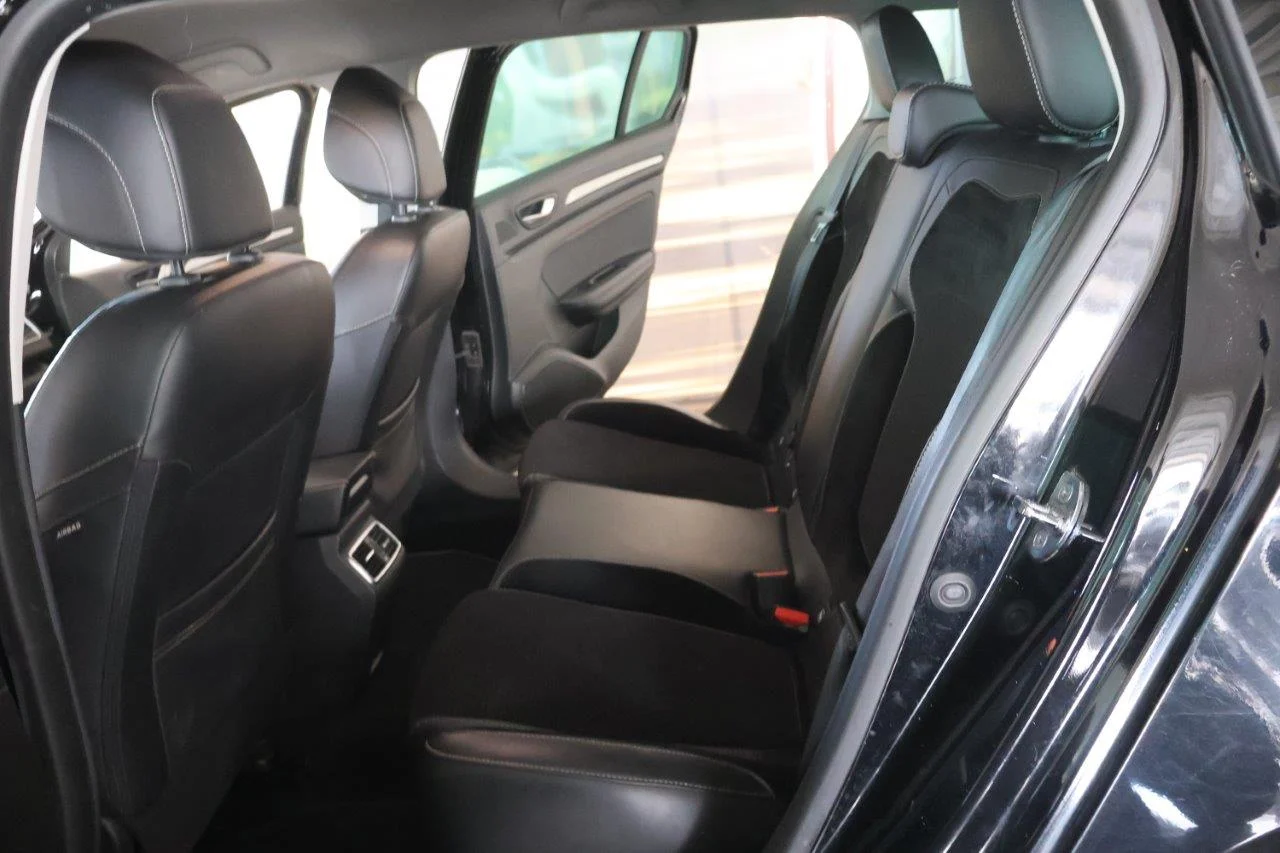 Renault Megane - View model 25
