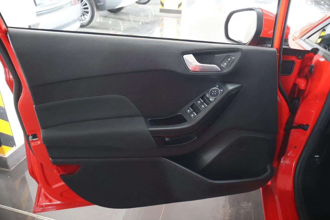 Ford Fiesta - View model 32