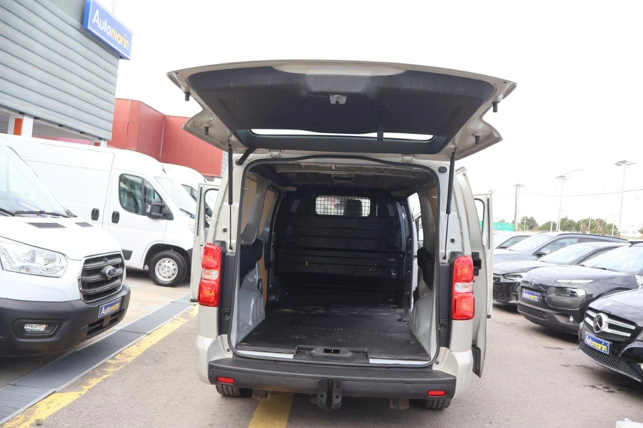Toyota Proace - View model 9