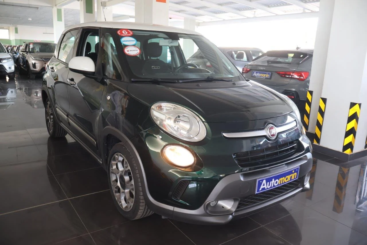 View 4 - Fiat 500L - 2013