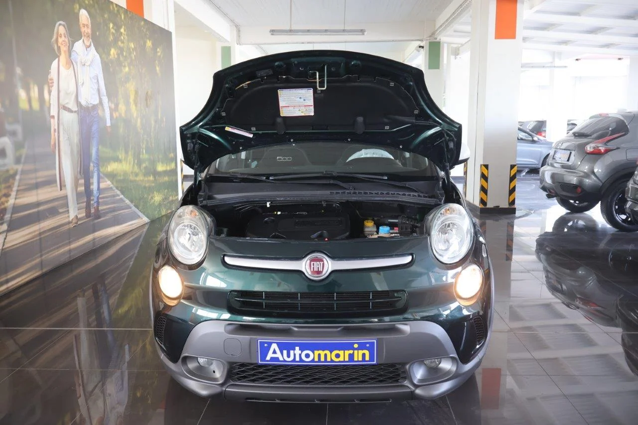 Fiat 500L - View model 19