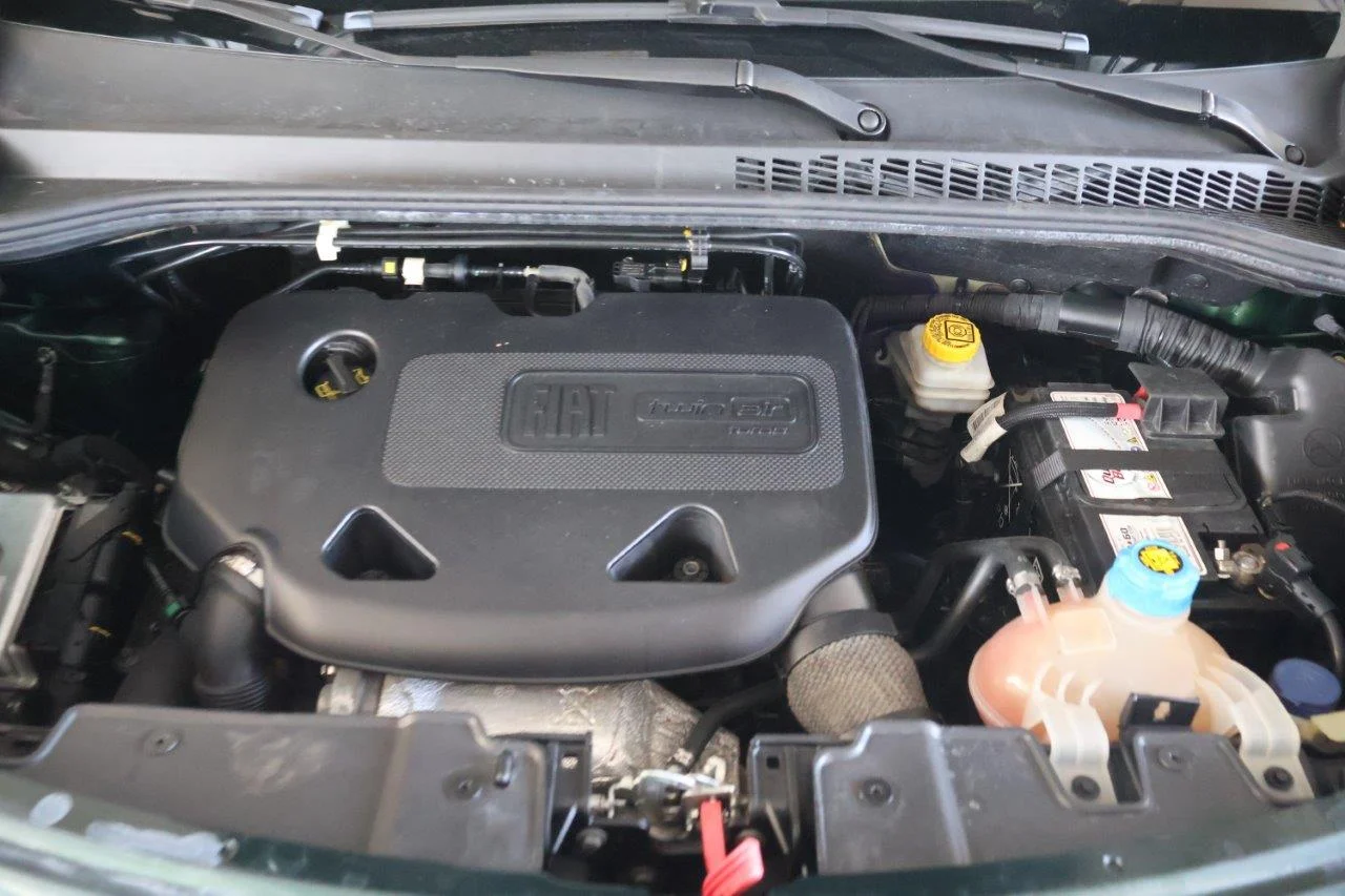 Fiat 500L - View model 20