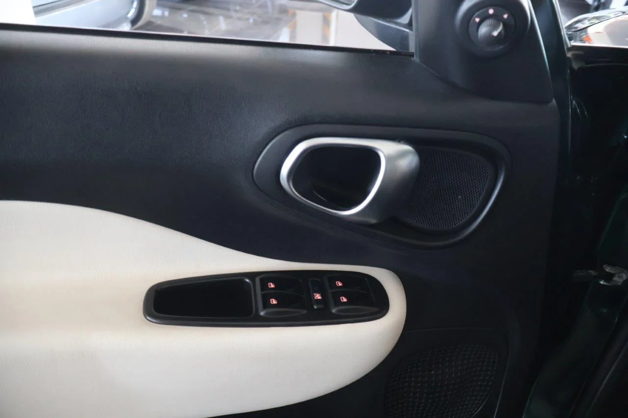 Fiat 500L - View model 33
