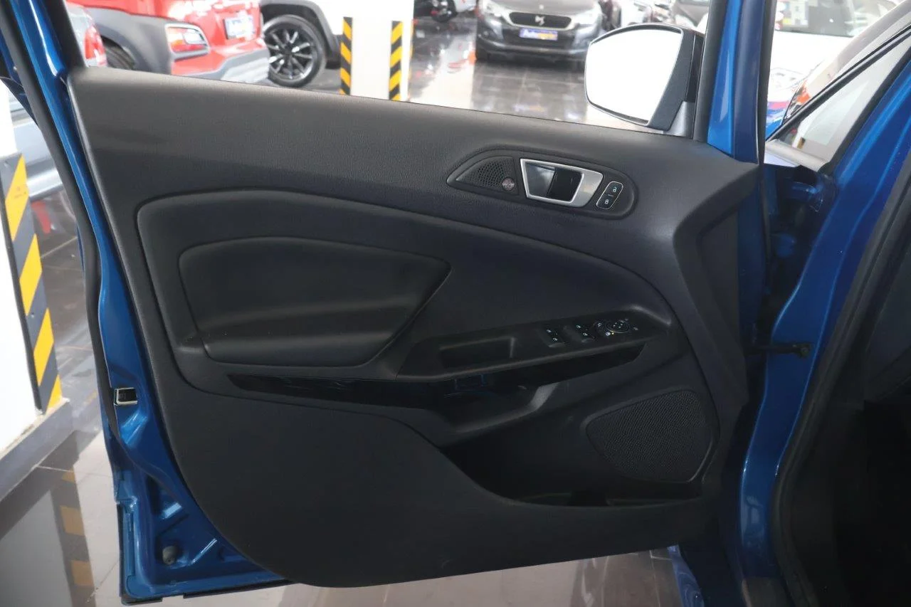 Ford EcoSport - View model 32