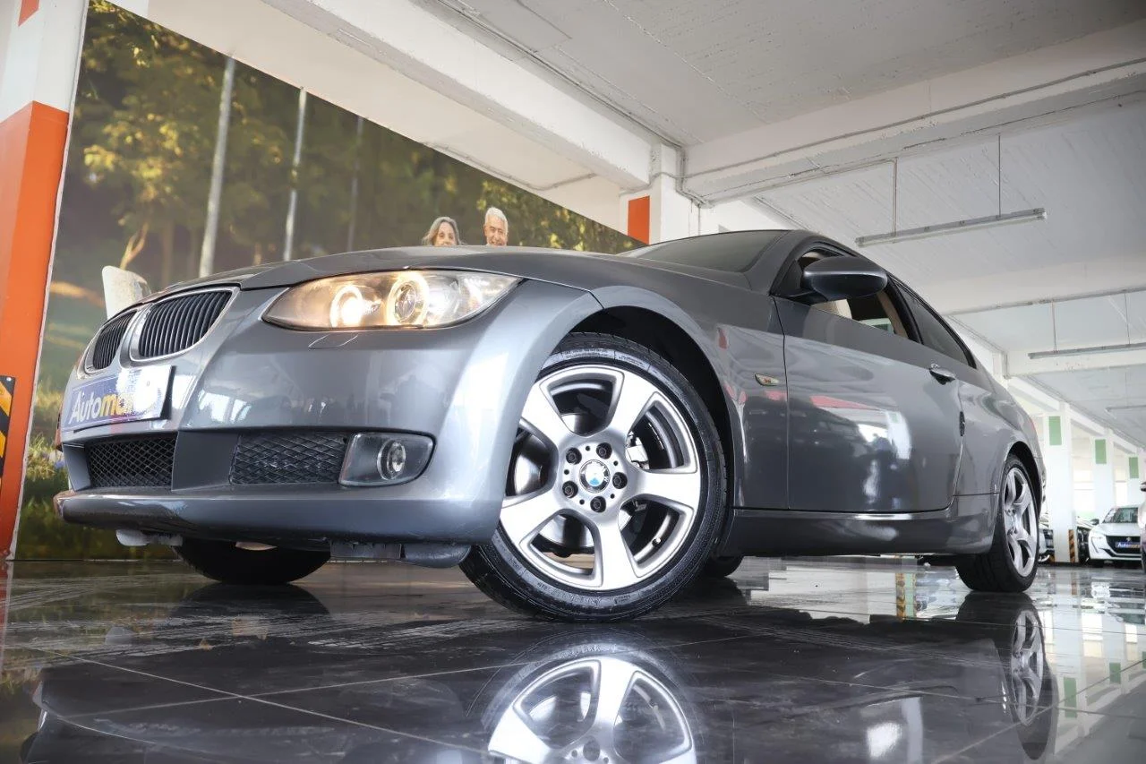 View 2 - Bmw 320 - 2009