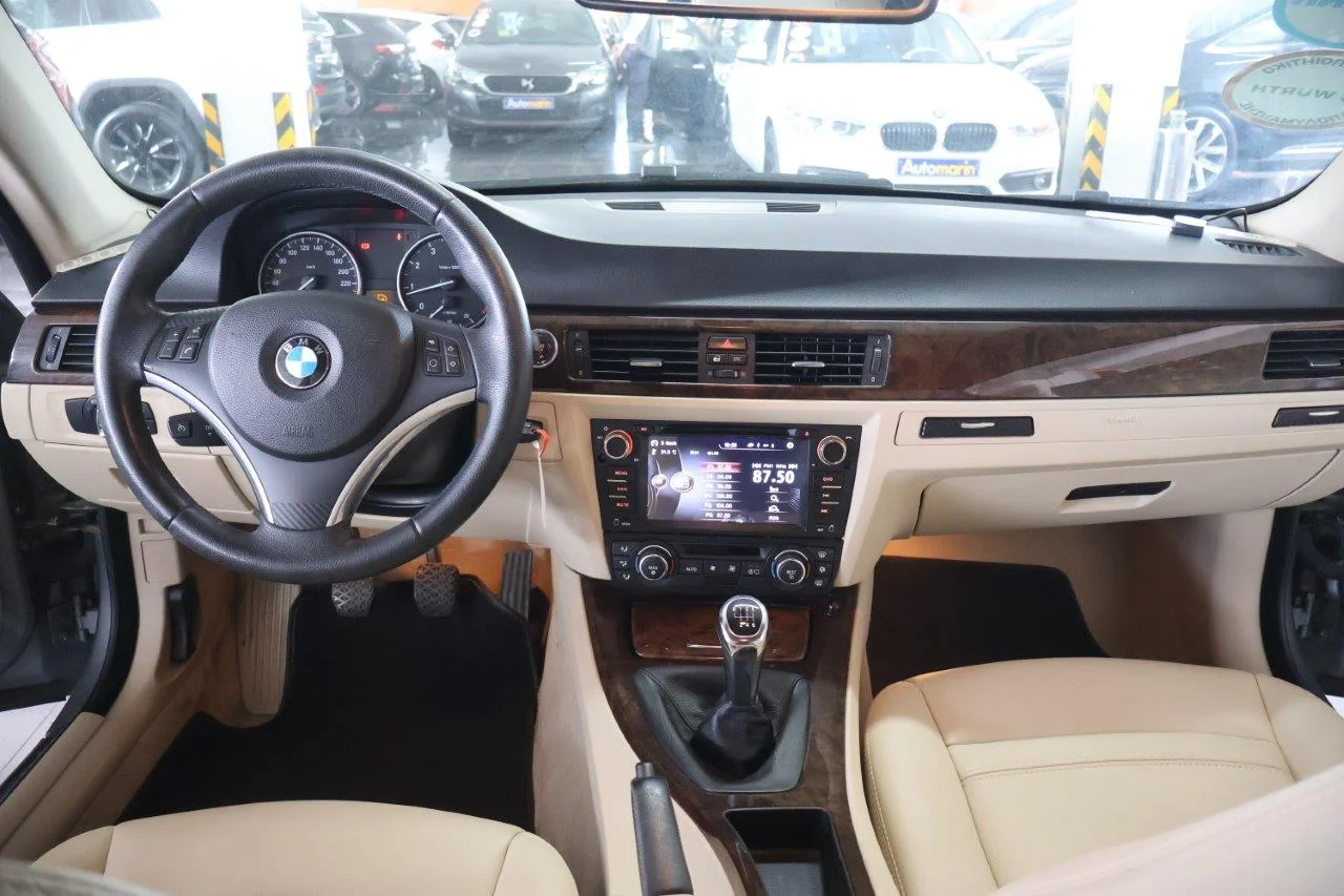Bmw 320 - View model 20