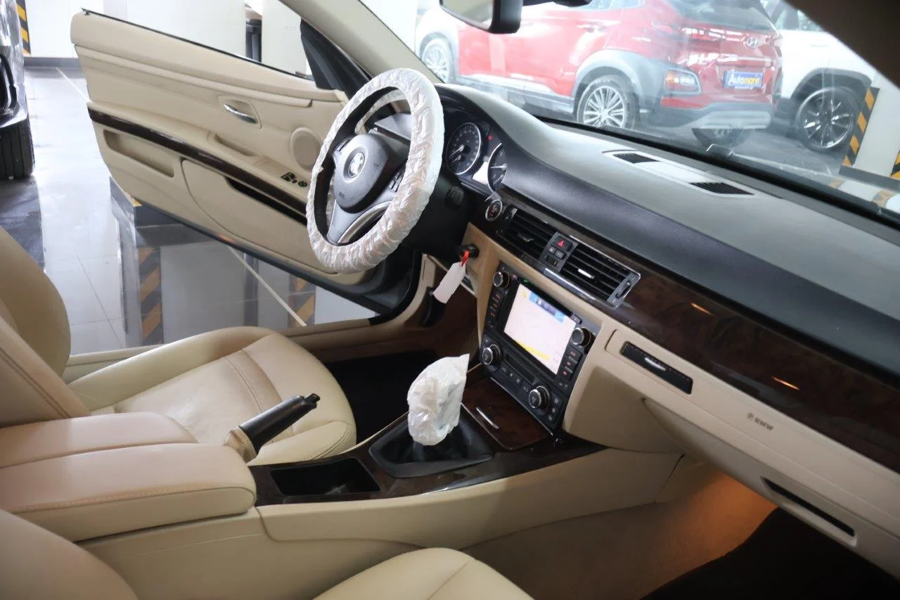 Bmw 320 - View model 30