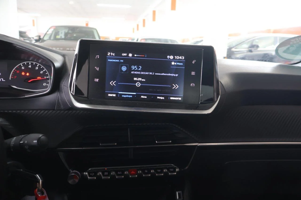 Peugeot 208 - View model 29