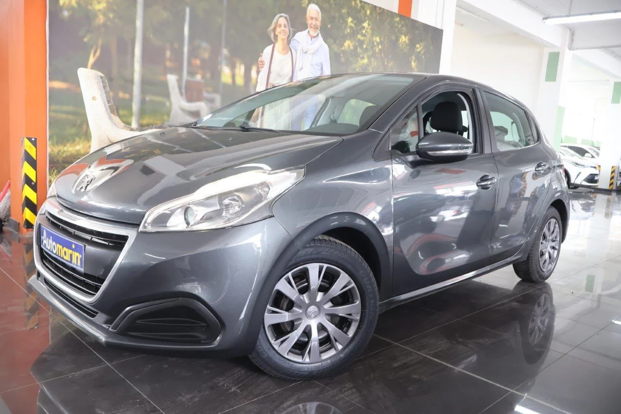 View 1 - Peugeot 208 - 2016