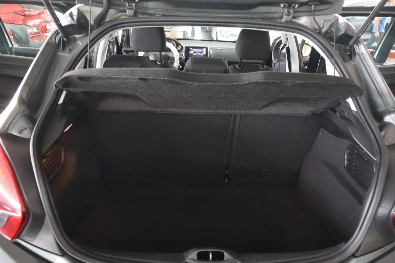 Peugeot 208 - View model 10