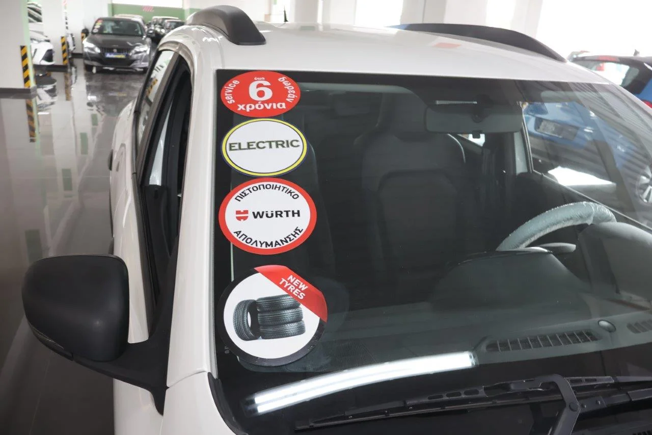Dacia Spring - View model 20