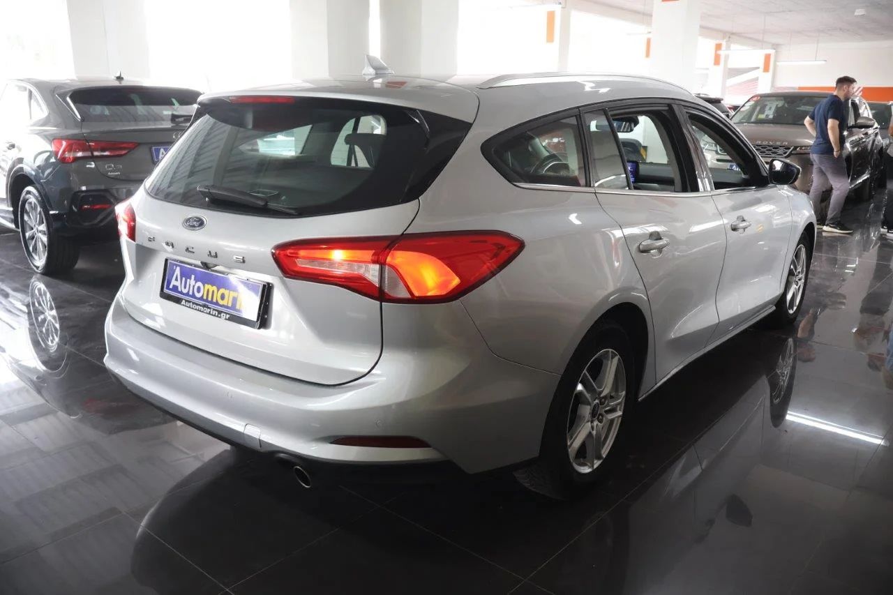 View 5 - Ford Focus - 2020