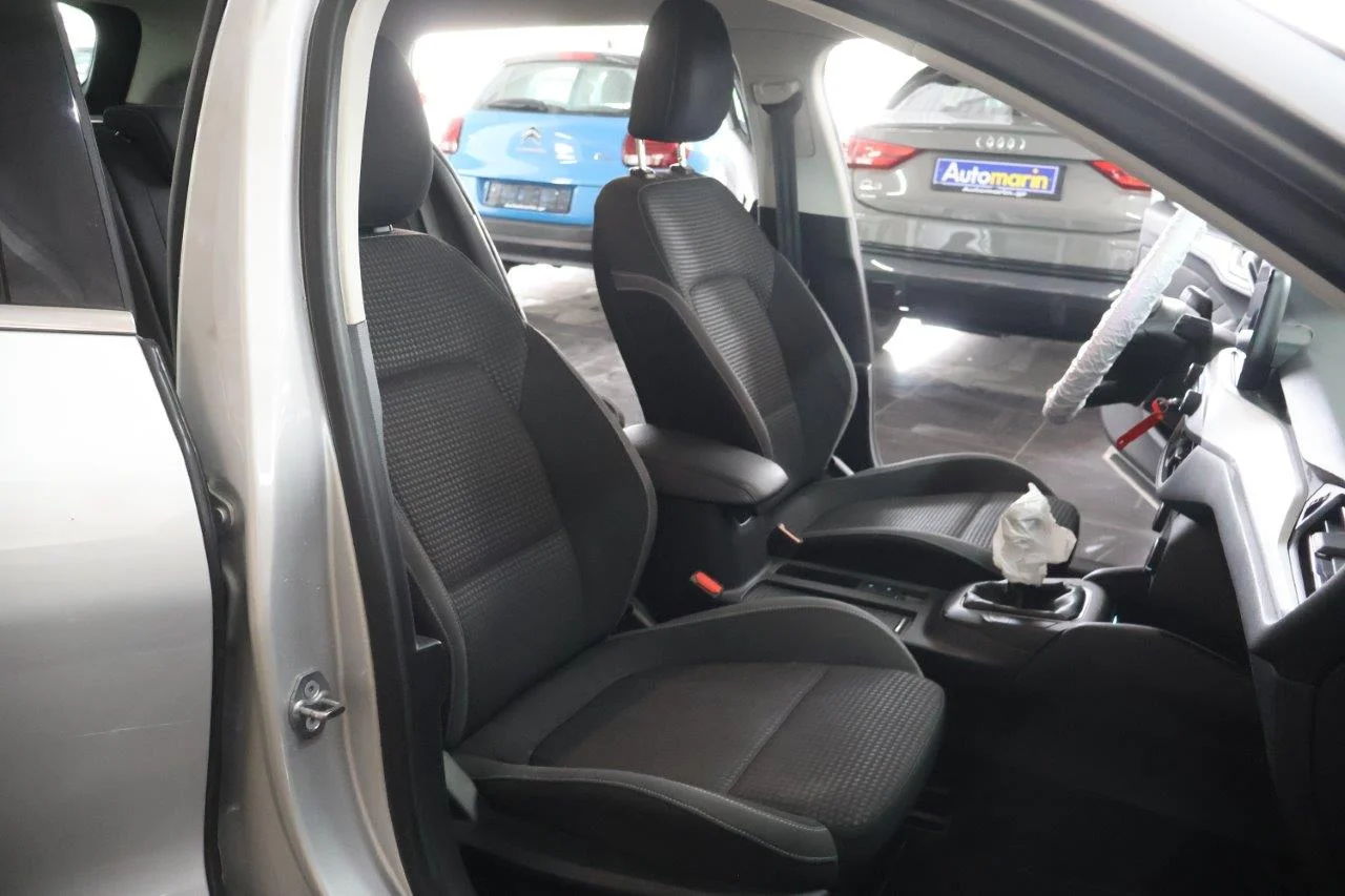 Ford Focus - View model 23