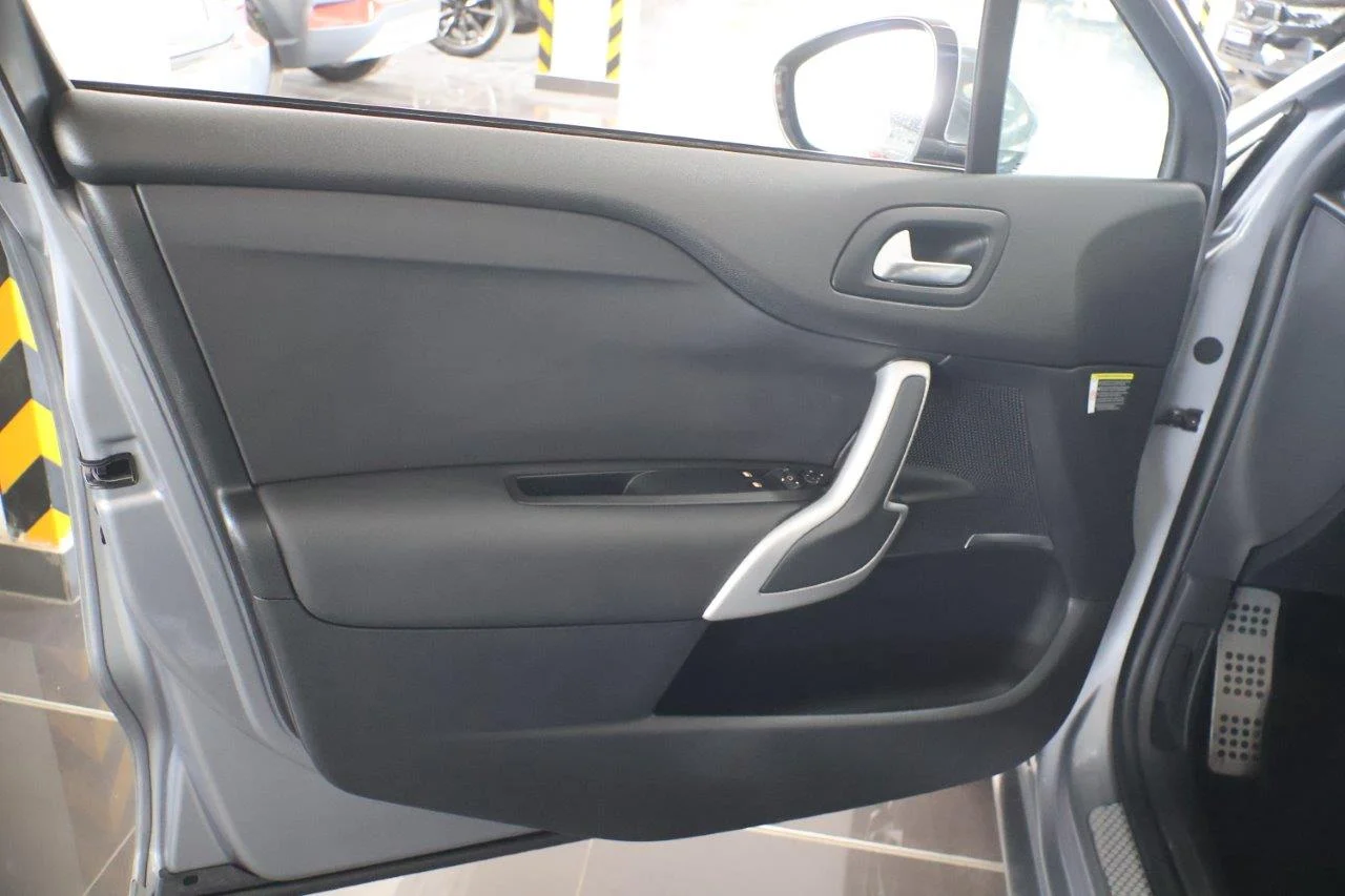 DS DS4 - View model 33