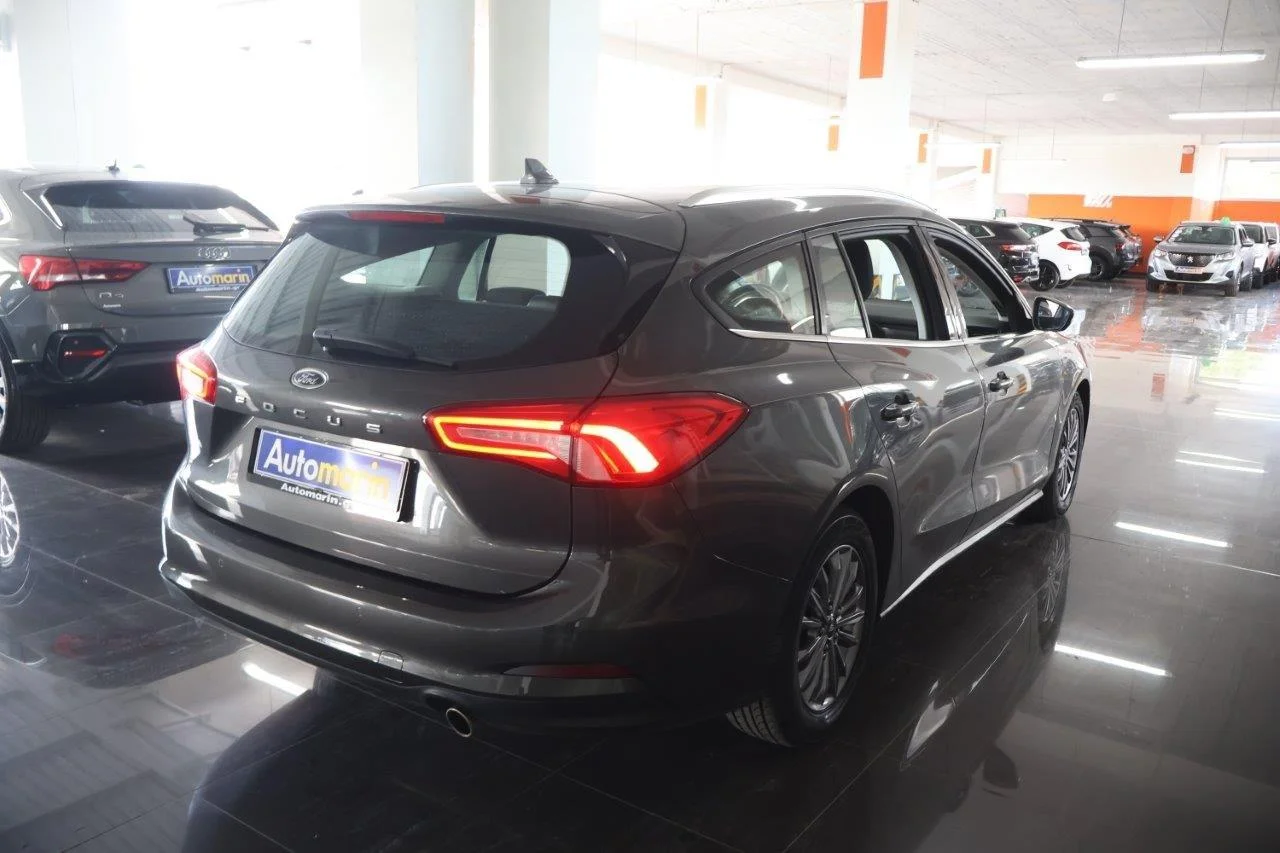 View 5 - Ford Focus - 2019