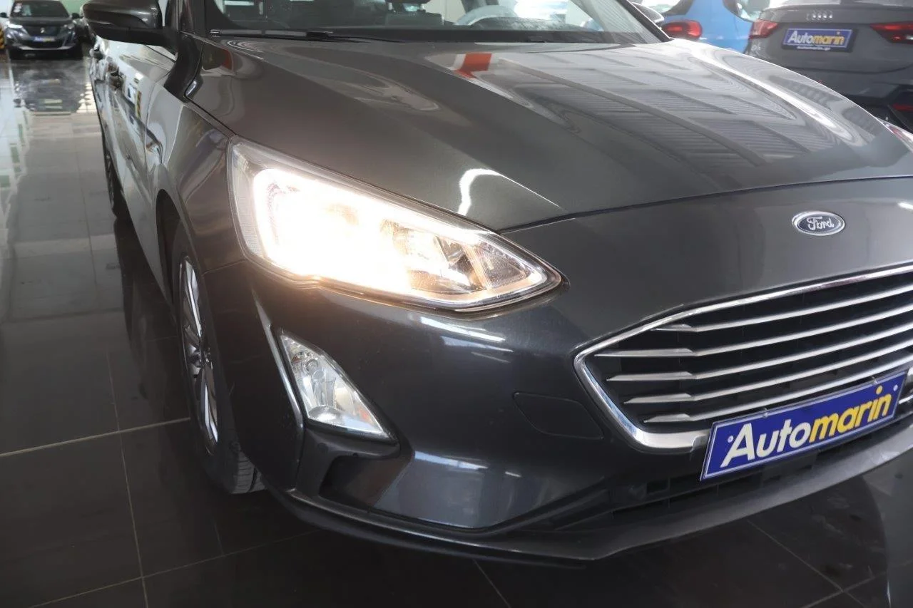 Ford Focus - View model 18