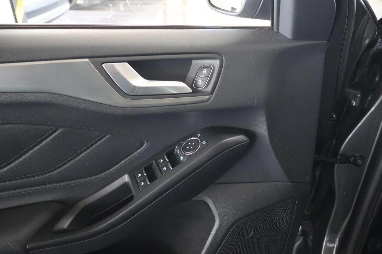 Ford Focus - View model 35