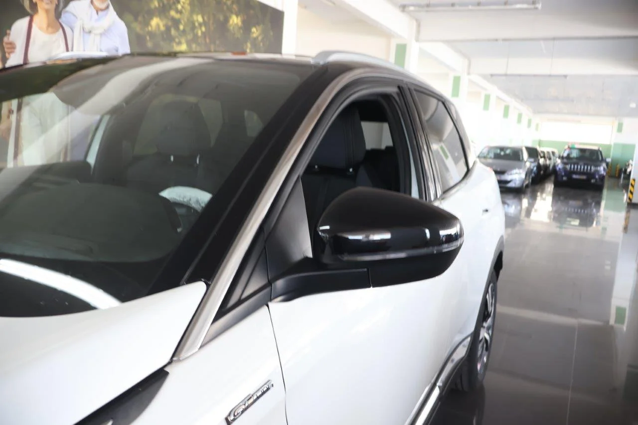 Peugeot 3008 - View model 14