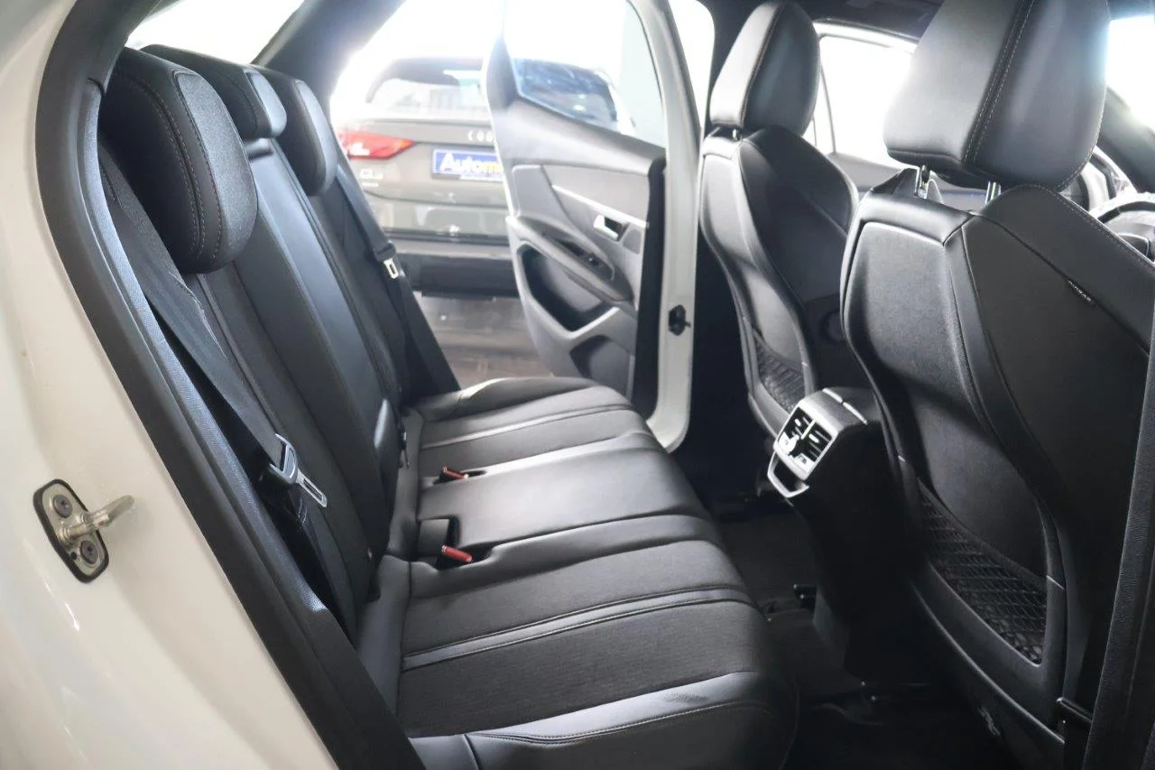 Peugeot 3008 - View model 28