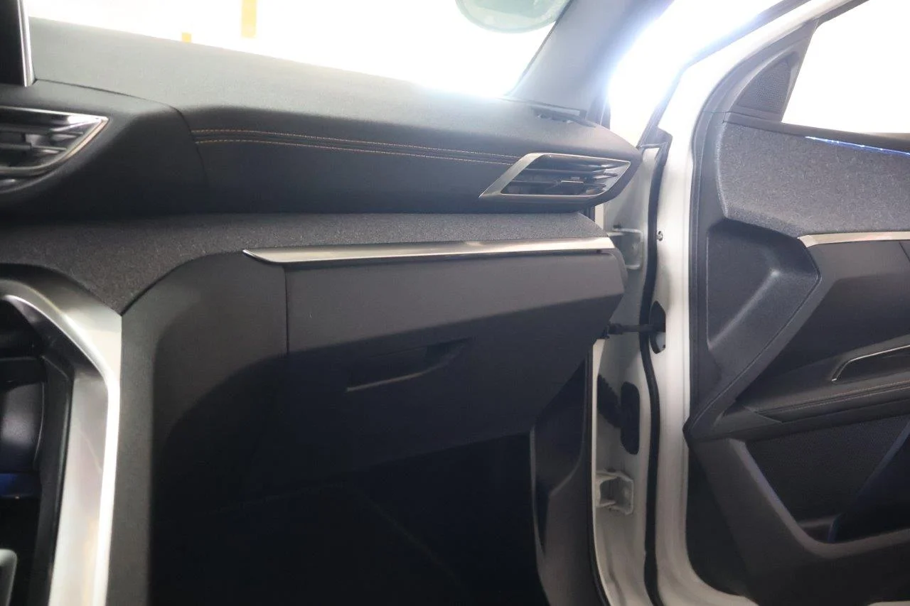 Peugeot 3008 - View model 31