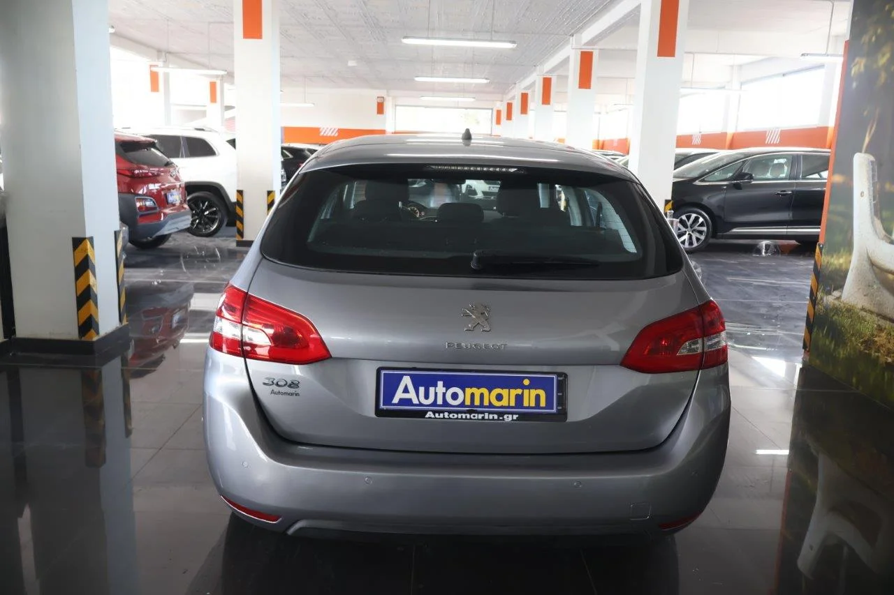 Peugeot 308 - View model 5