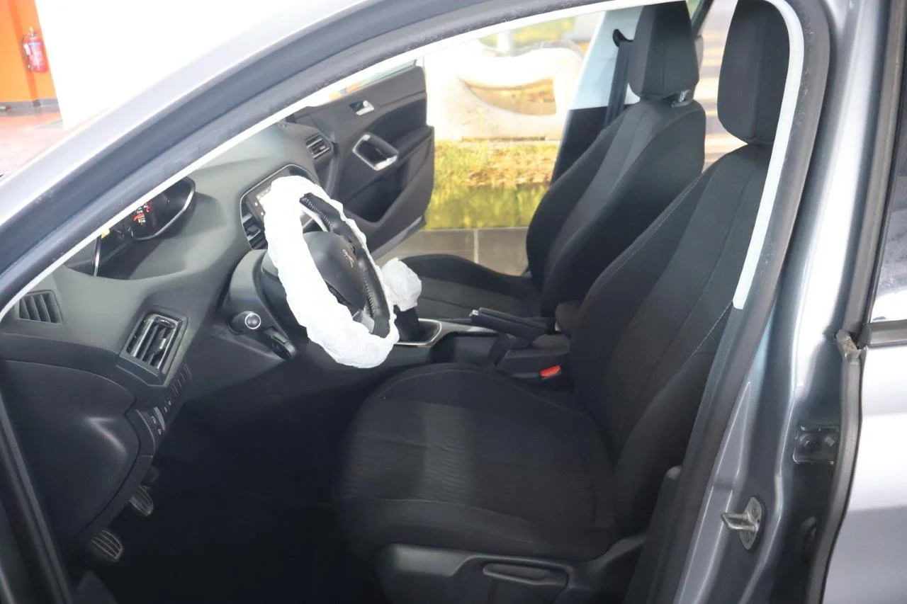 Peugeot 308 - View model 21