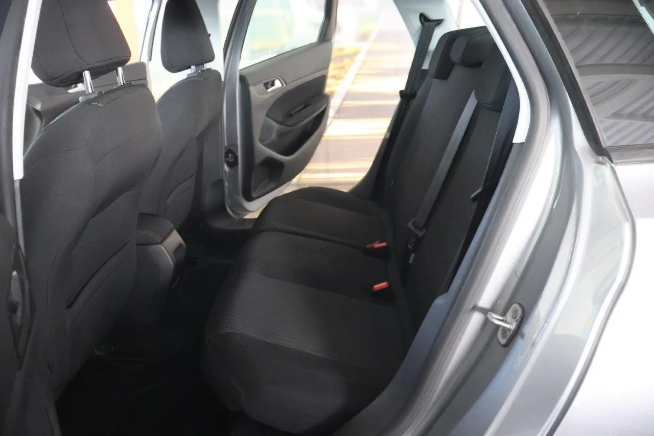 Peugeot 308 - View model 23