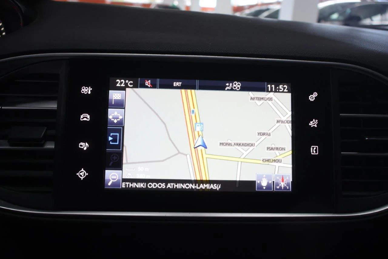 Peugeot 308 - View model 28