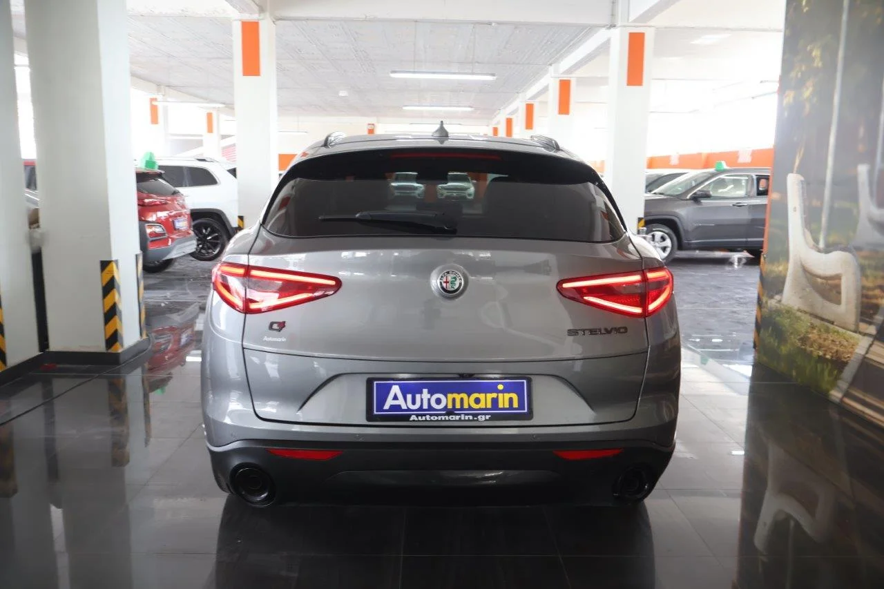 Alfa Romeo Stelvio - View model 5