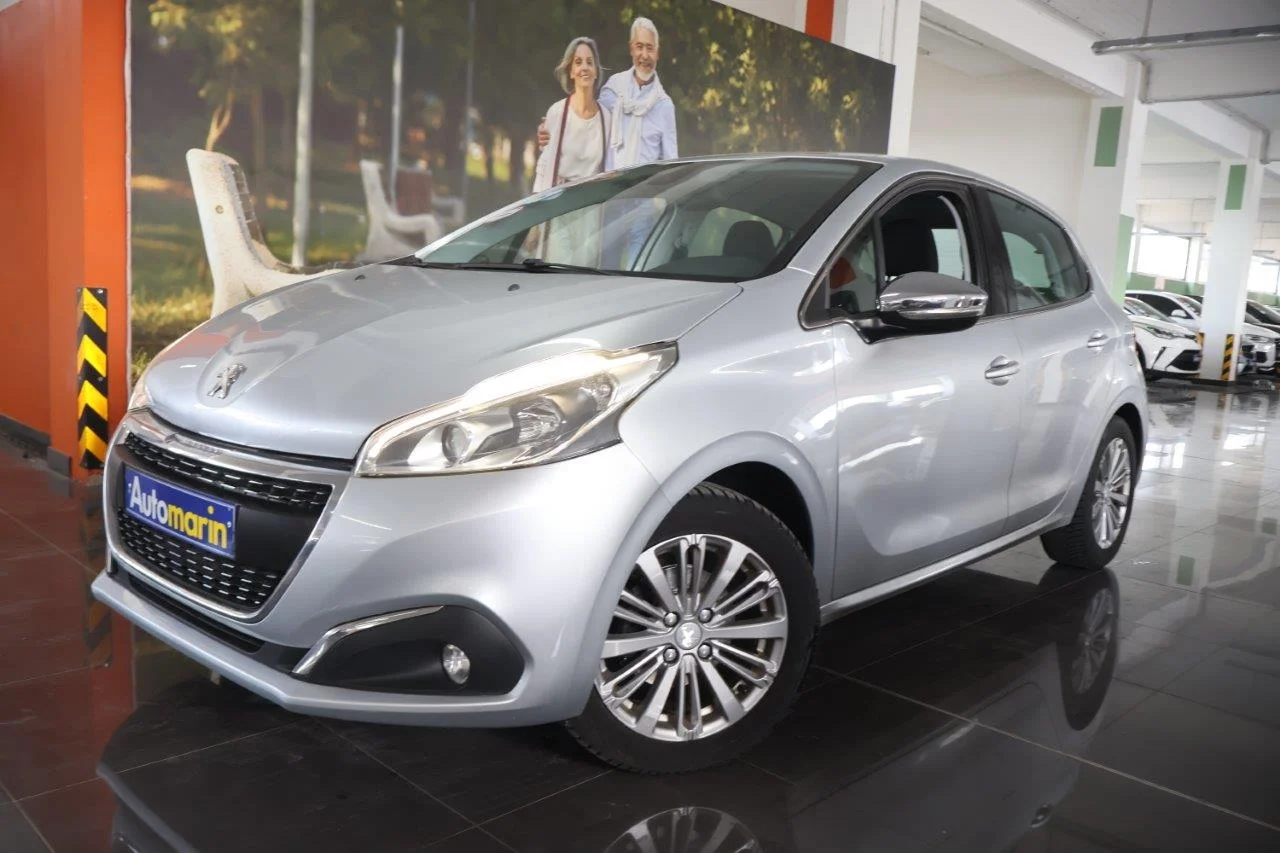 View 1 - Peugeot 208 - 2016