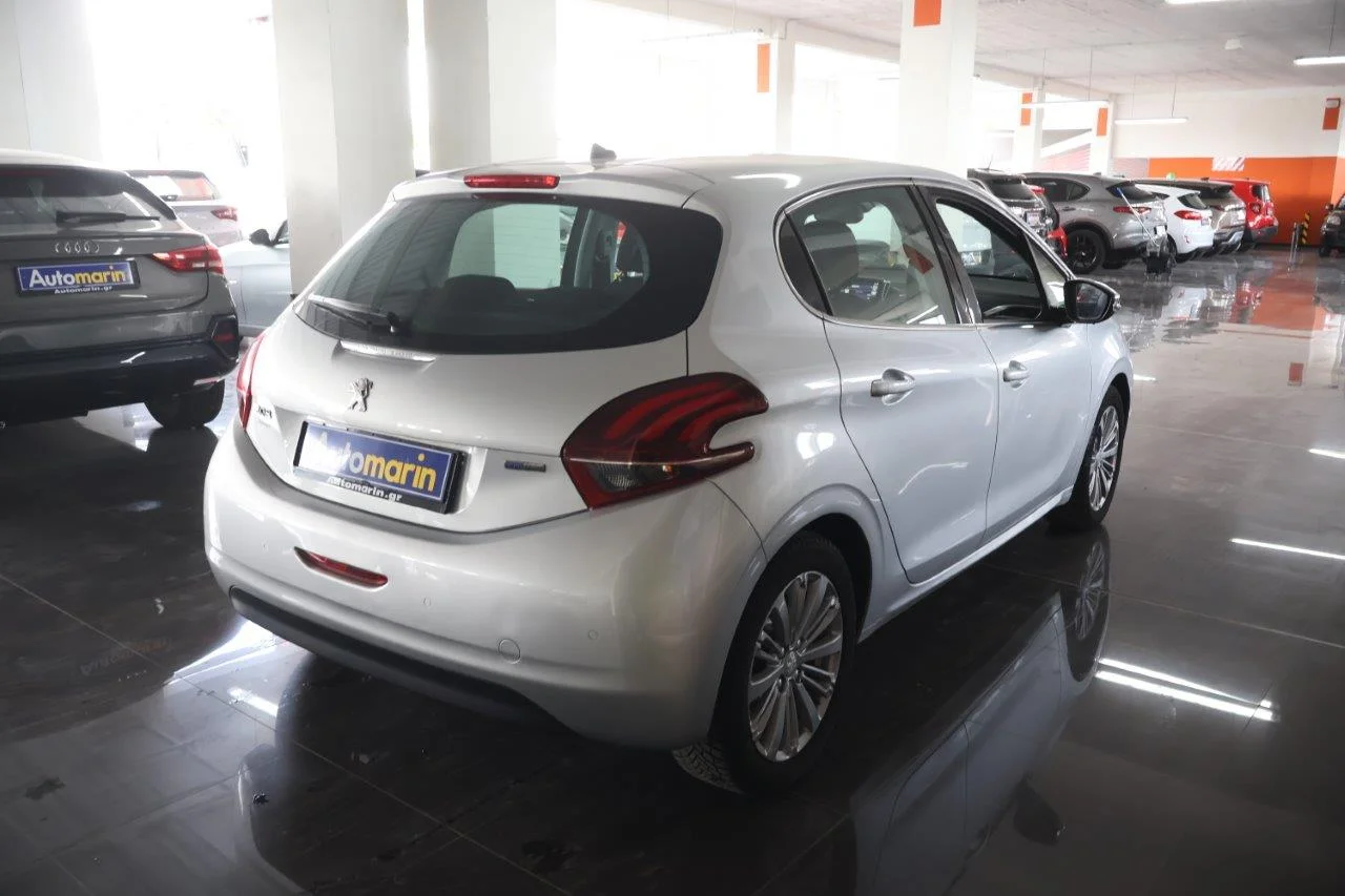 View 5 - Peugeot 208 - 2016