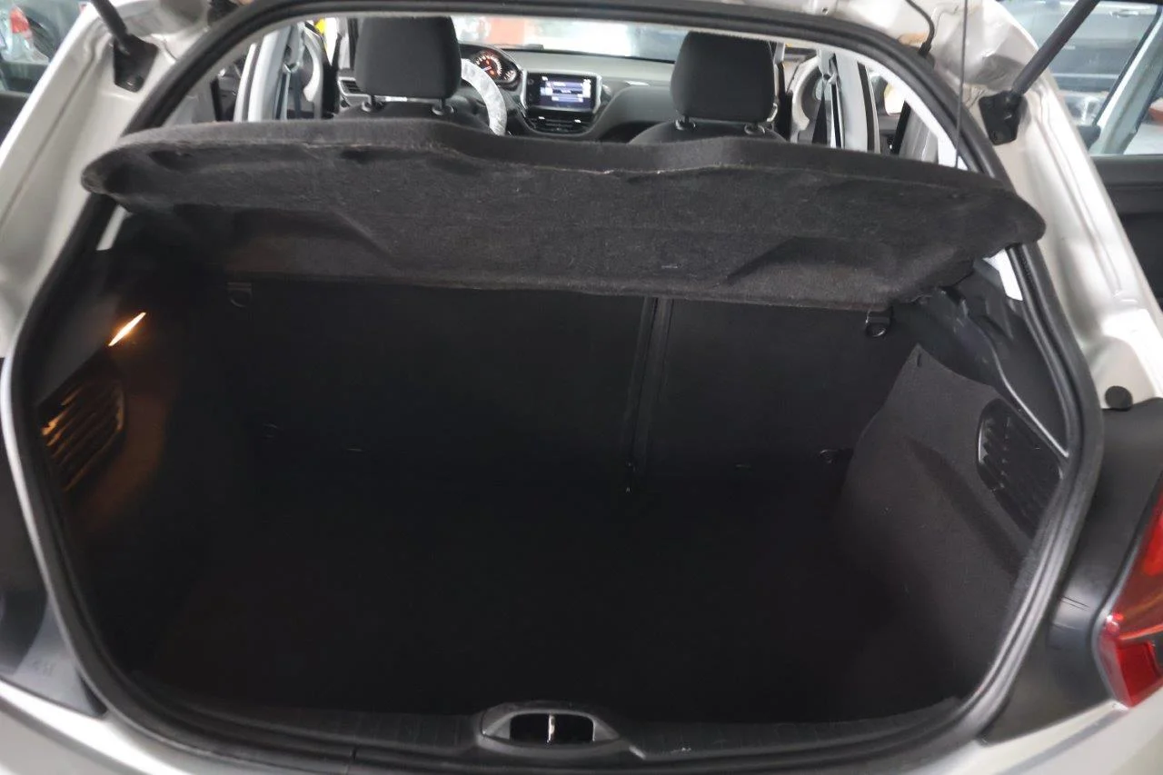 Peugeot 208 - View model 10