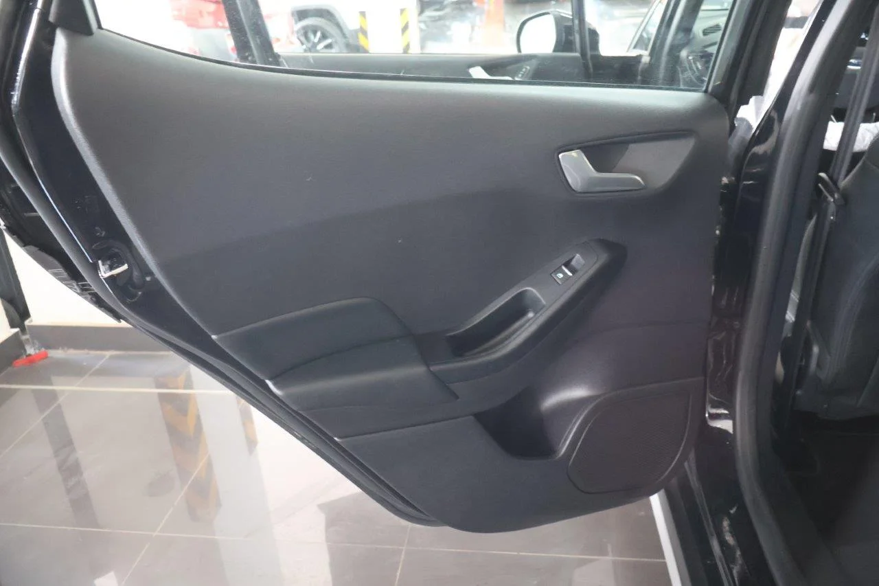 Ford Fiesta - View model 34